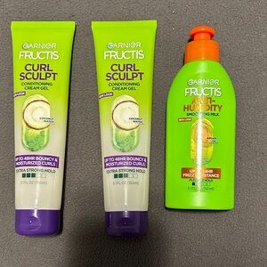 Garnier Fructis Curl Sculpt and Anti-Humidity Set - Green and Purple